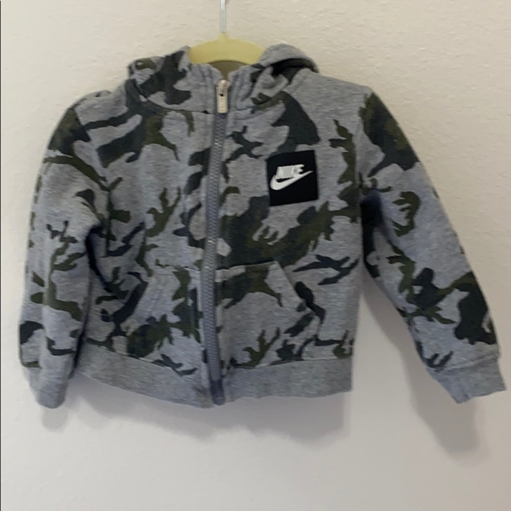 NIKE Camo Jacket